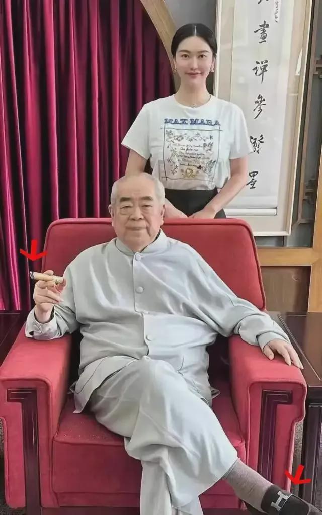 最新！范曾露面了！麻将胡了试玩模拟器